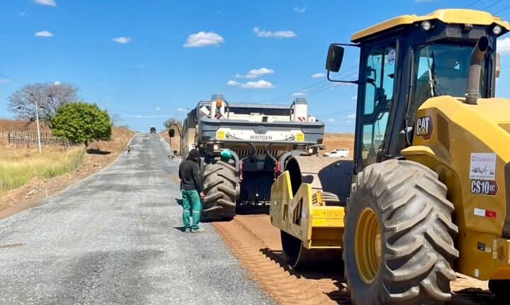 Mais de 170 km de rodovias paraibanas passam por manutenção